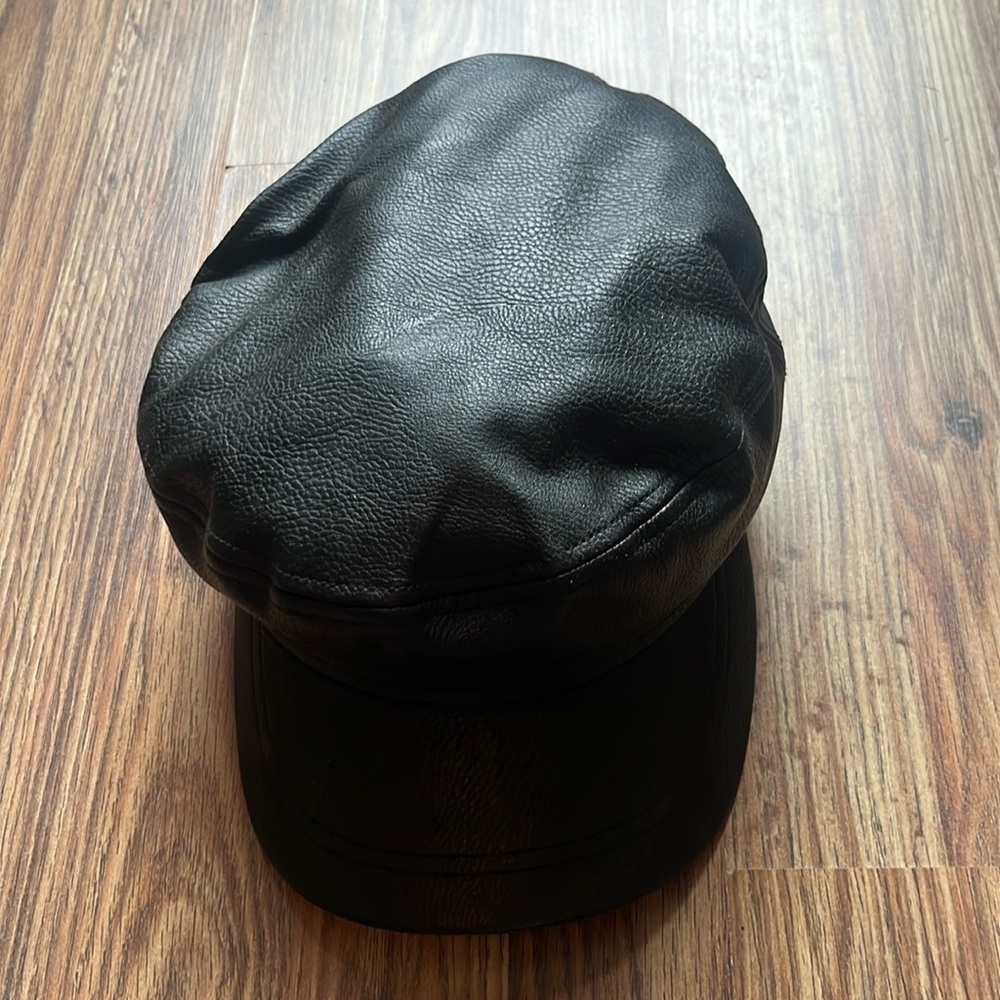 Leather newsboy cap